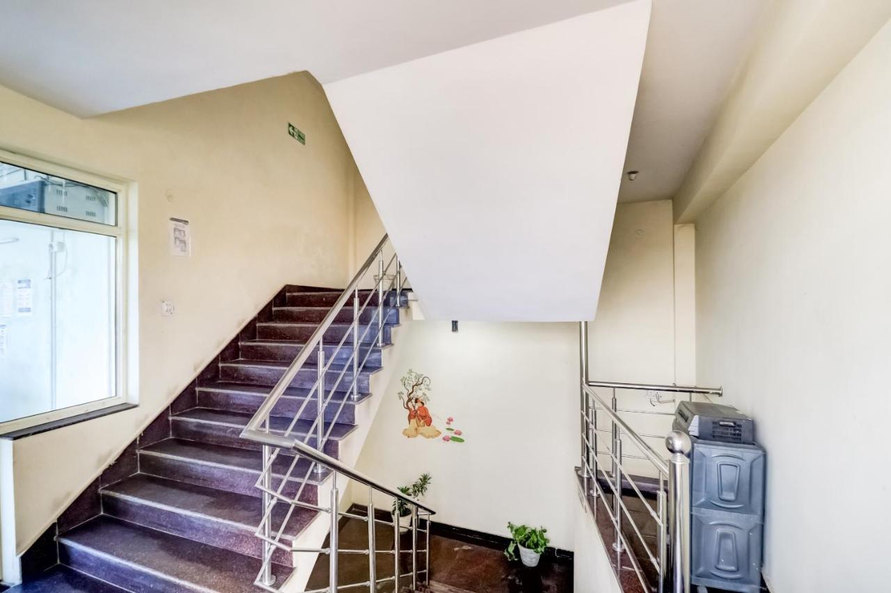 Oyo Hotel R K Residency Gurgaon Exteriör bild