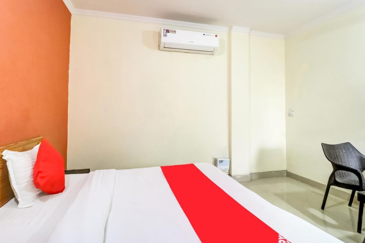 Oyo Hotel R K Residency Gurgaon Exteriör bild